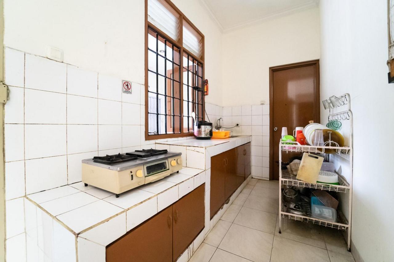 Koolkost Near Padjadjaran University - Minimum Stay 6 Nights Bandung Eksteriør bilde