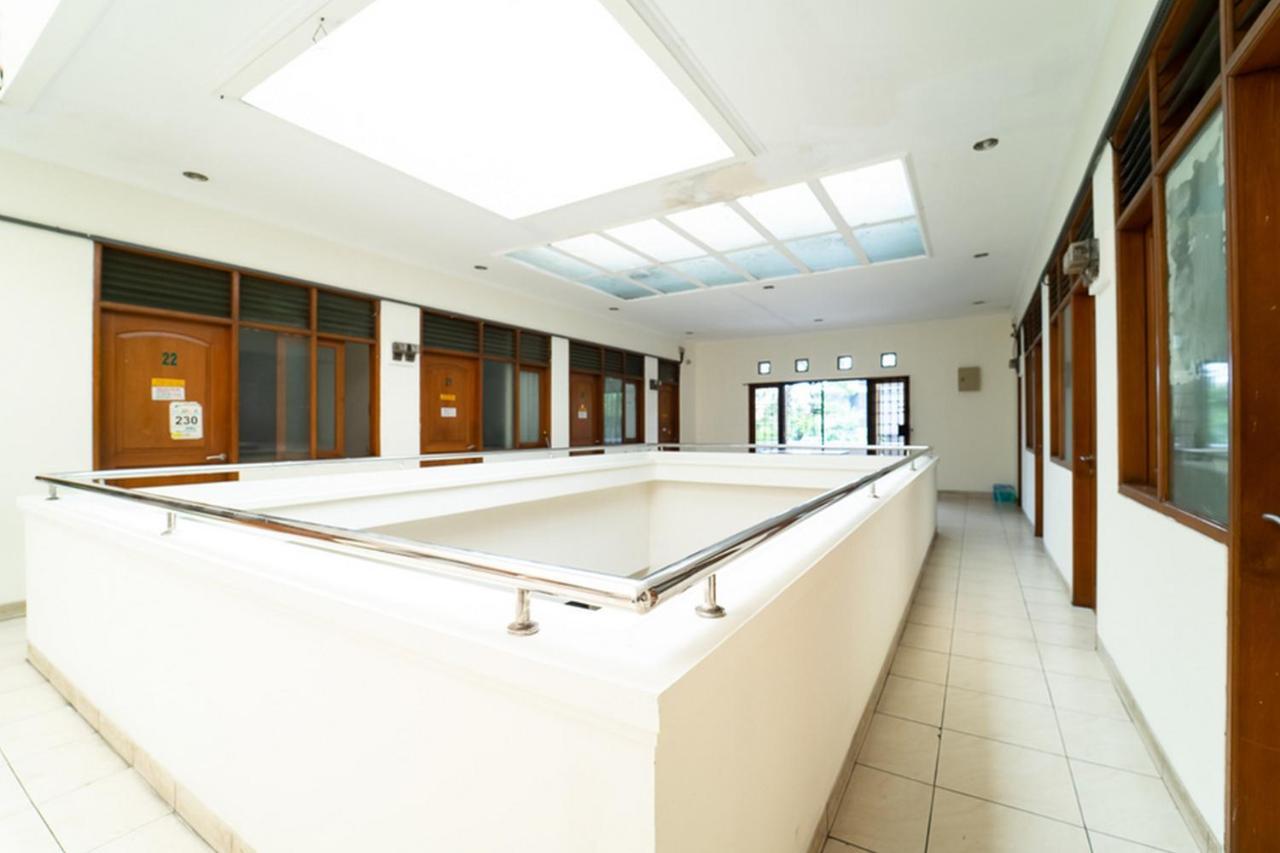 Koolkost Near Padjadjaran University - Minimum Stay 6 Nights Bandung Eksteriør bilde